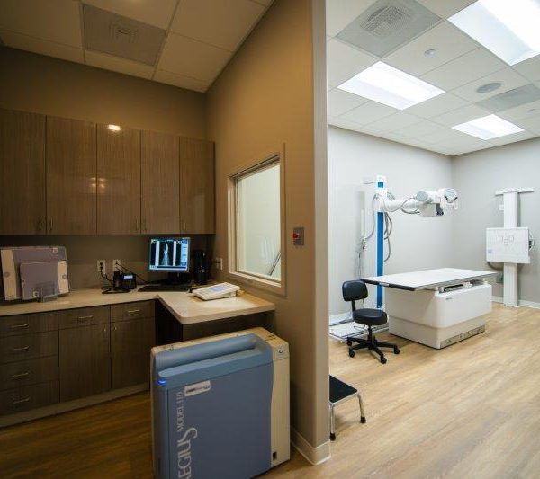 xpress urgent care location visit room